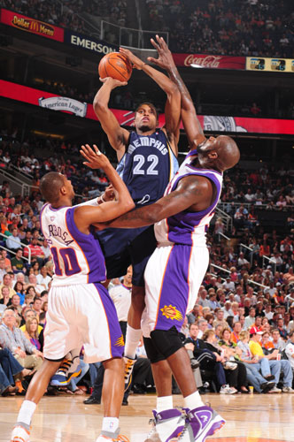 三分让科尔 三分让科尔