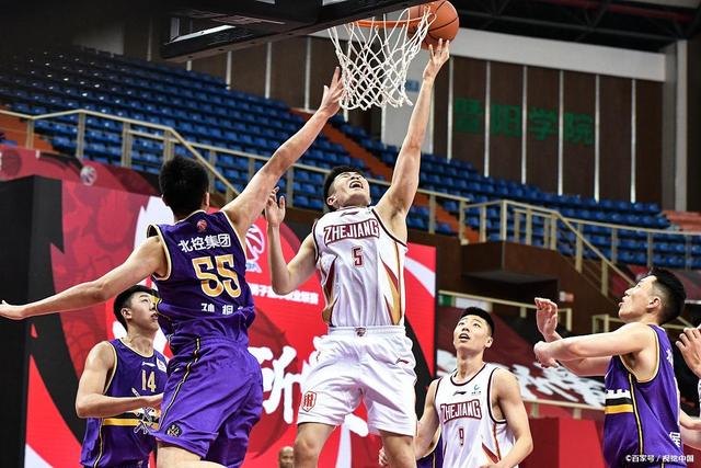 使罗伯逊在 使罗伯逊在